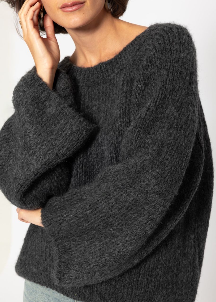 Sweater with a wide round neckline - gray