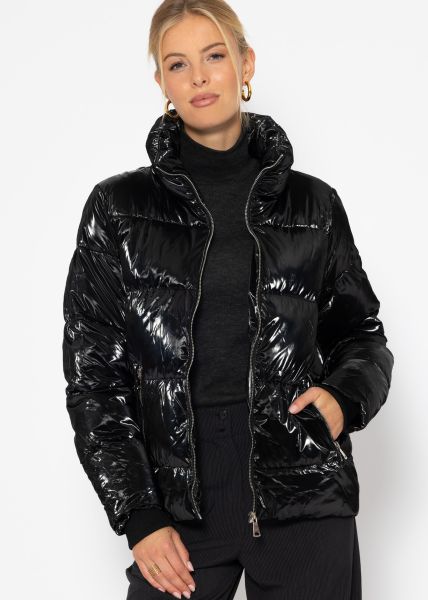 Puffer jacket with stand-up collar - black