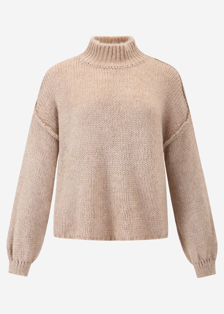 Turtleneck sweater with outer seams - camel