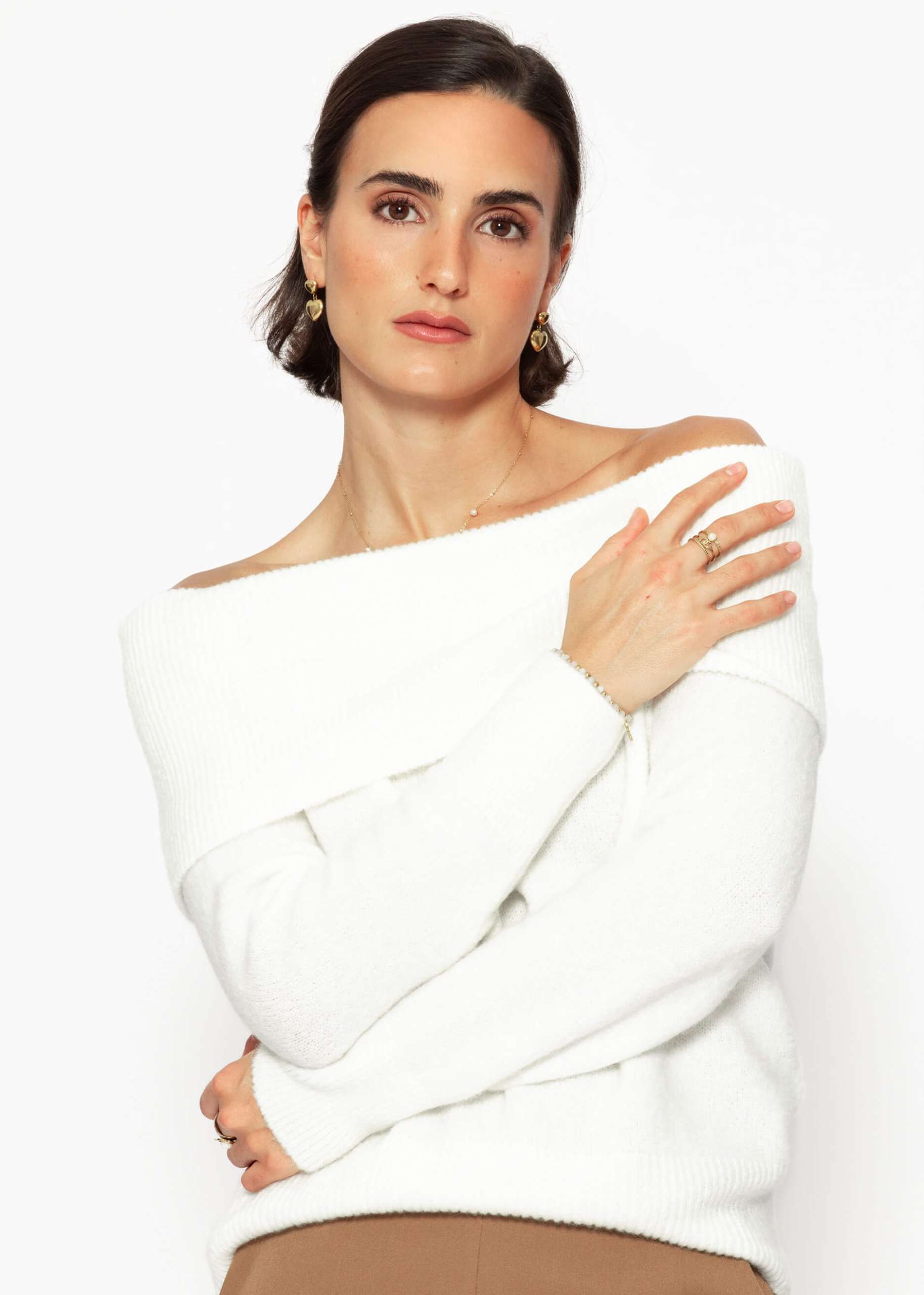 Off-the-shoulder sweater - offwhite