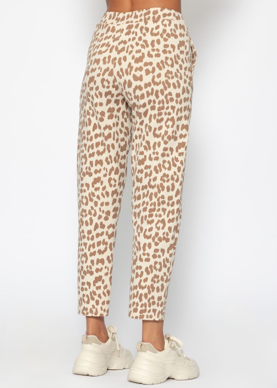 Jersey chinos in leo print - offwhite