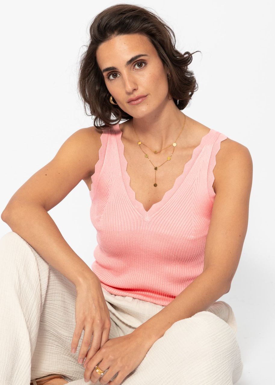 Knitted top with V-neck - pink